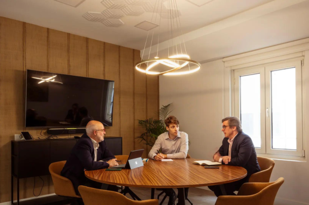 Business owner meeting
