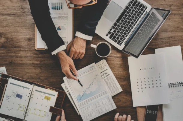 Business owner meeting with attorney